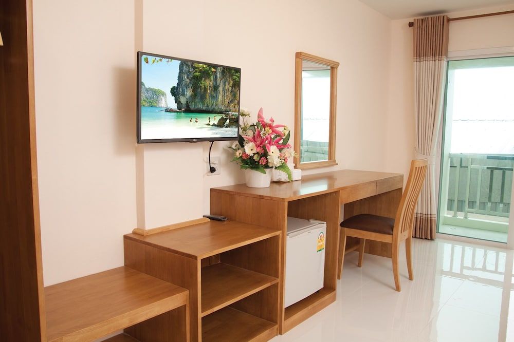 JS Residence Krabi Twin Bedded Room 8