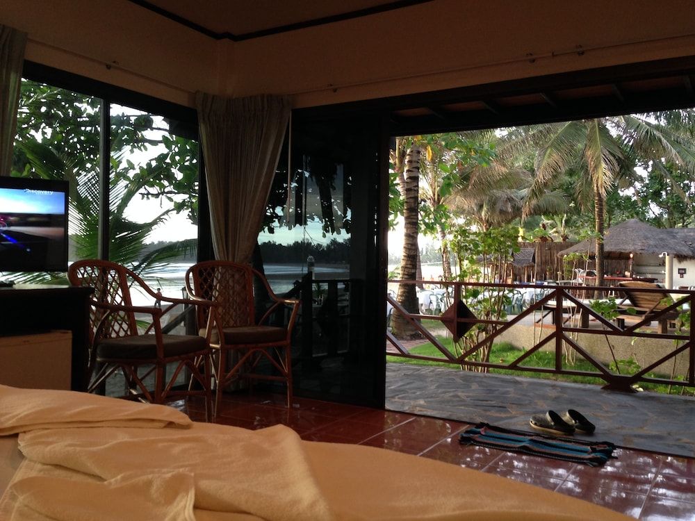 VIP Bungalow