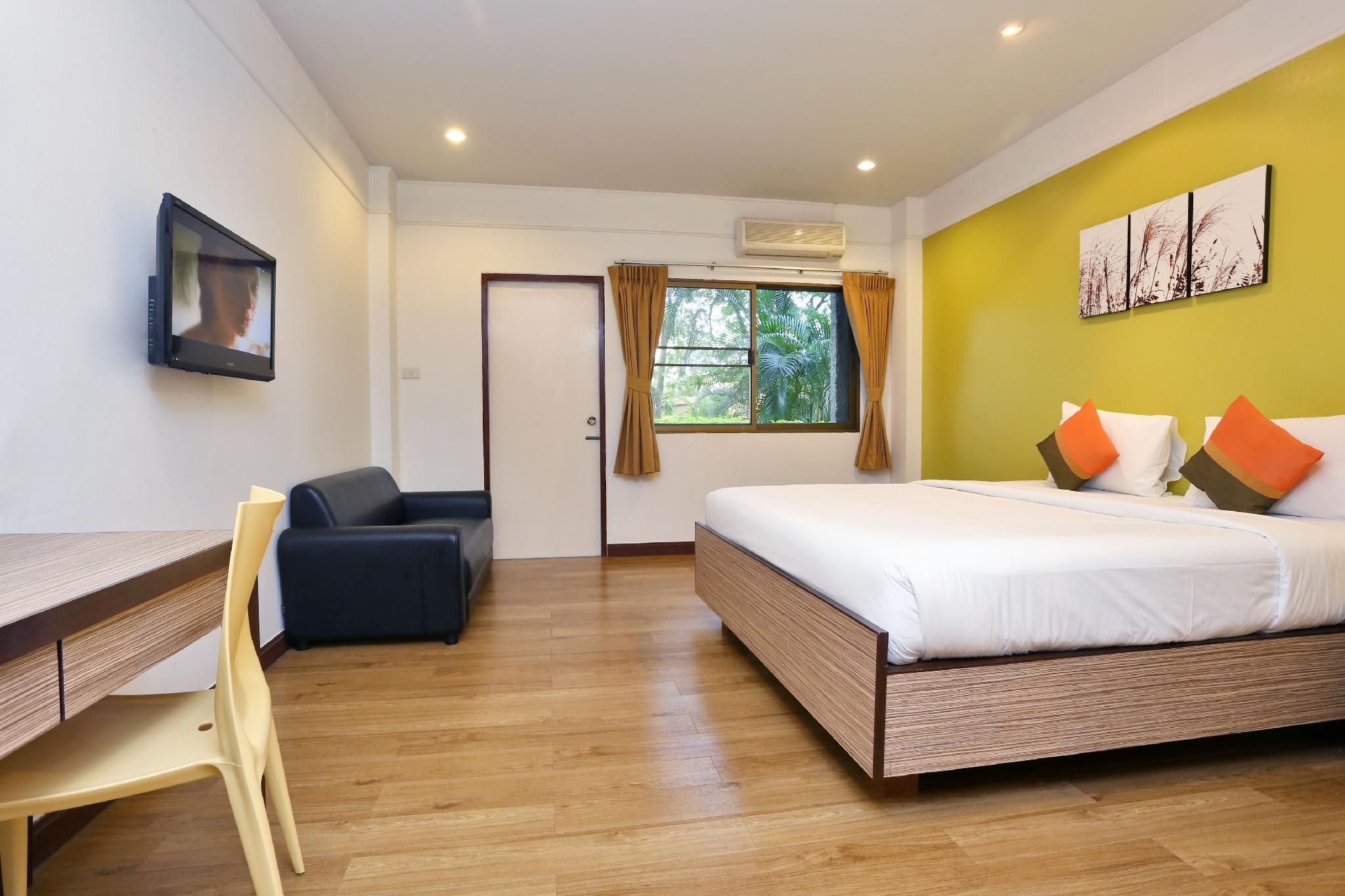 Pattra Mansion by AKSARA Collection Standard Double Room 2