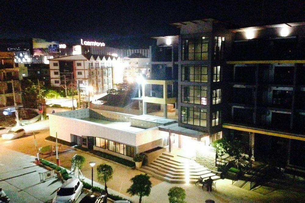 undefined 3 Kwan Village 3