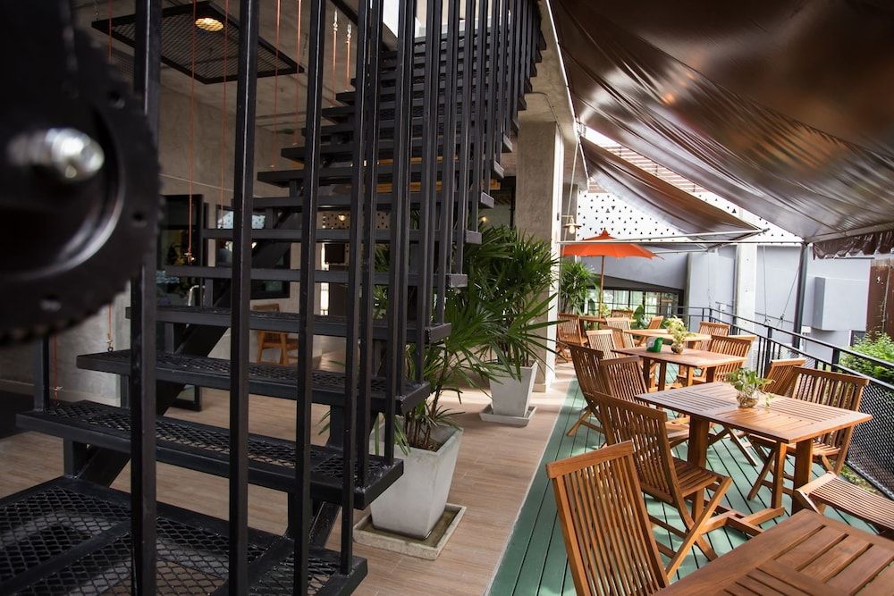 undefined 3 Kwan Village 9