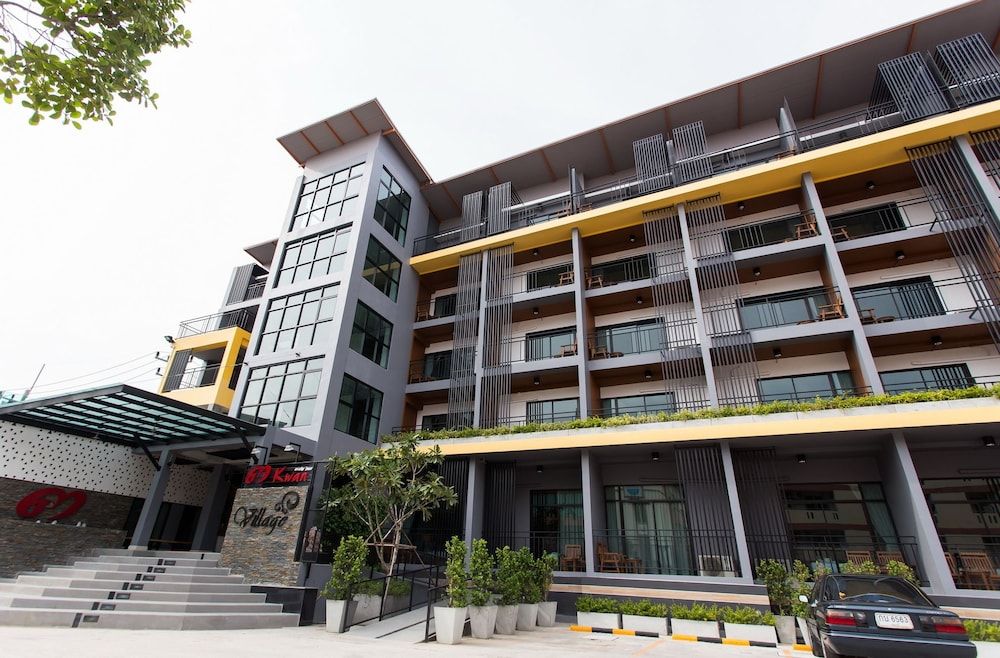 undefined 3 Kwan Village 5