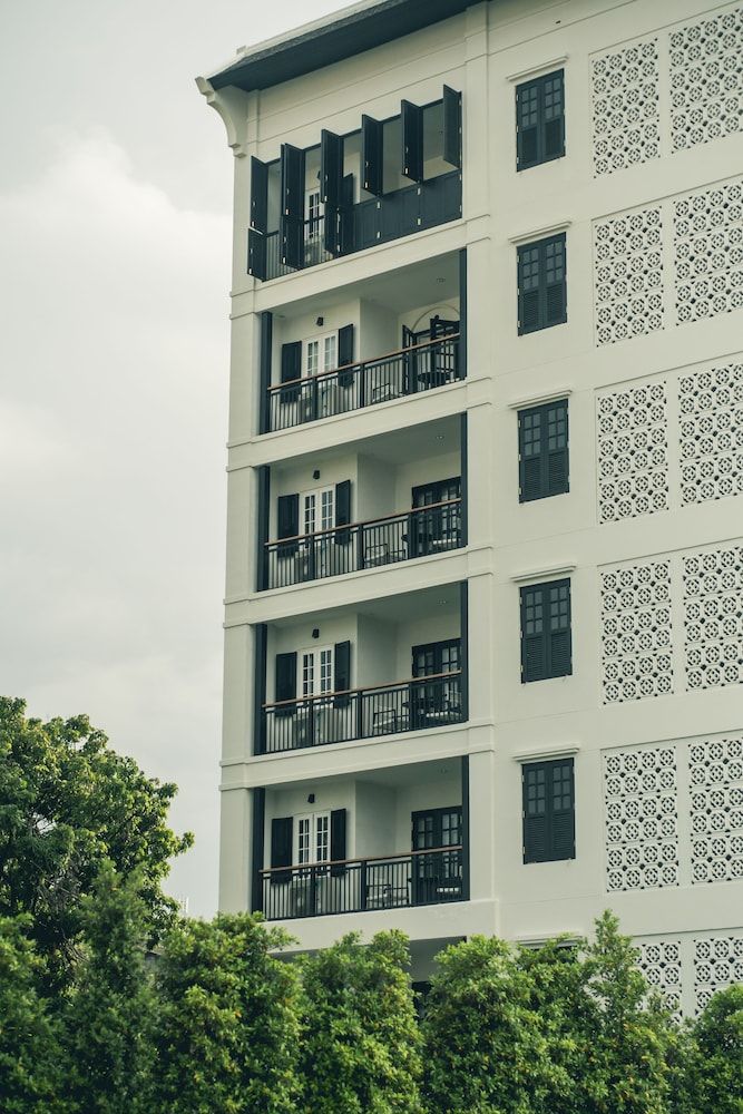 undefined Buri Siri Hotel 4