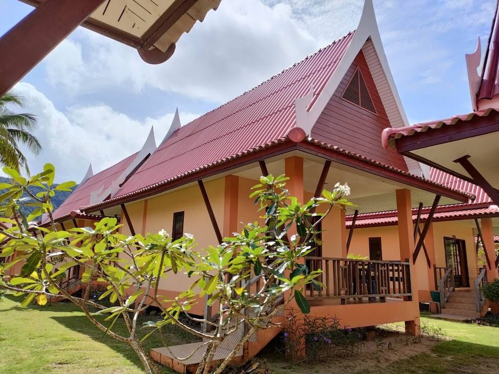 undefined Kaibae Hut Resort 3