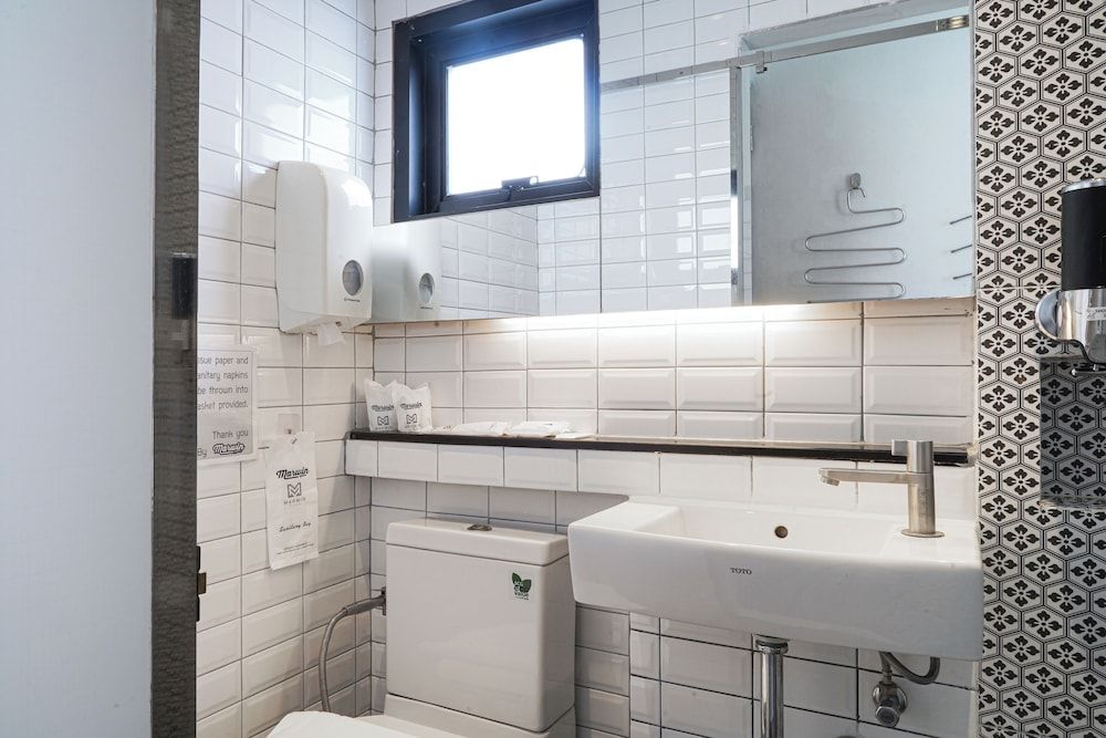 undefined Marwin Space 8