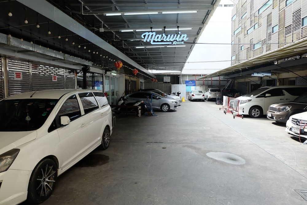 undefined Marwin Space 2