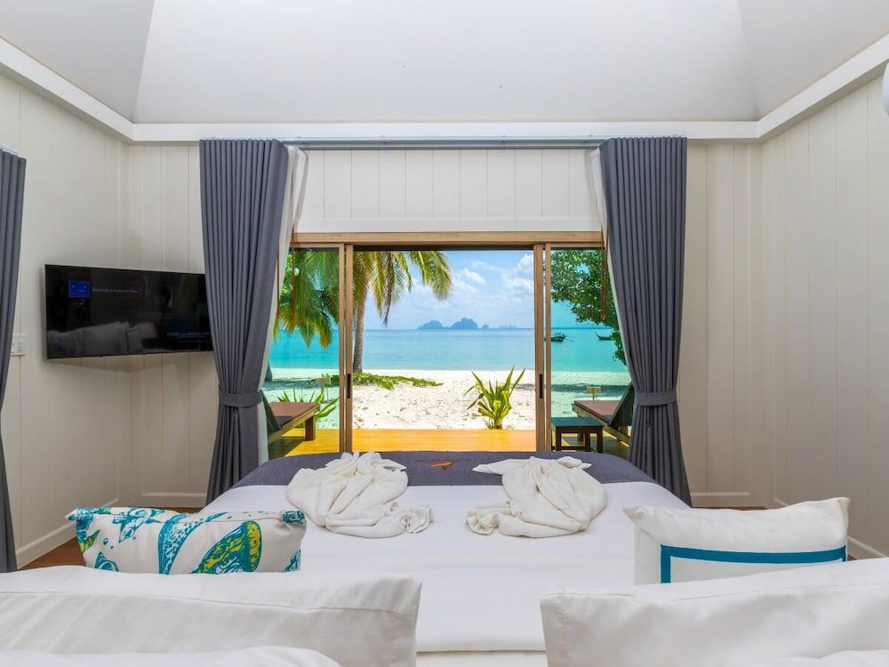 Koh Mook Sivalai Beach Resort Beachfront Villa Double 2