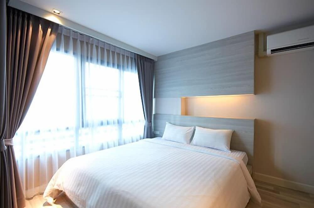 undefined The Present Sathorn 2