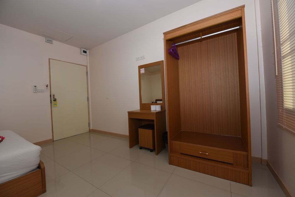 B Place Guesthouse Comfort Double Room 5