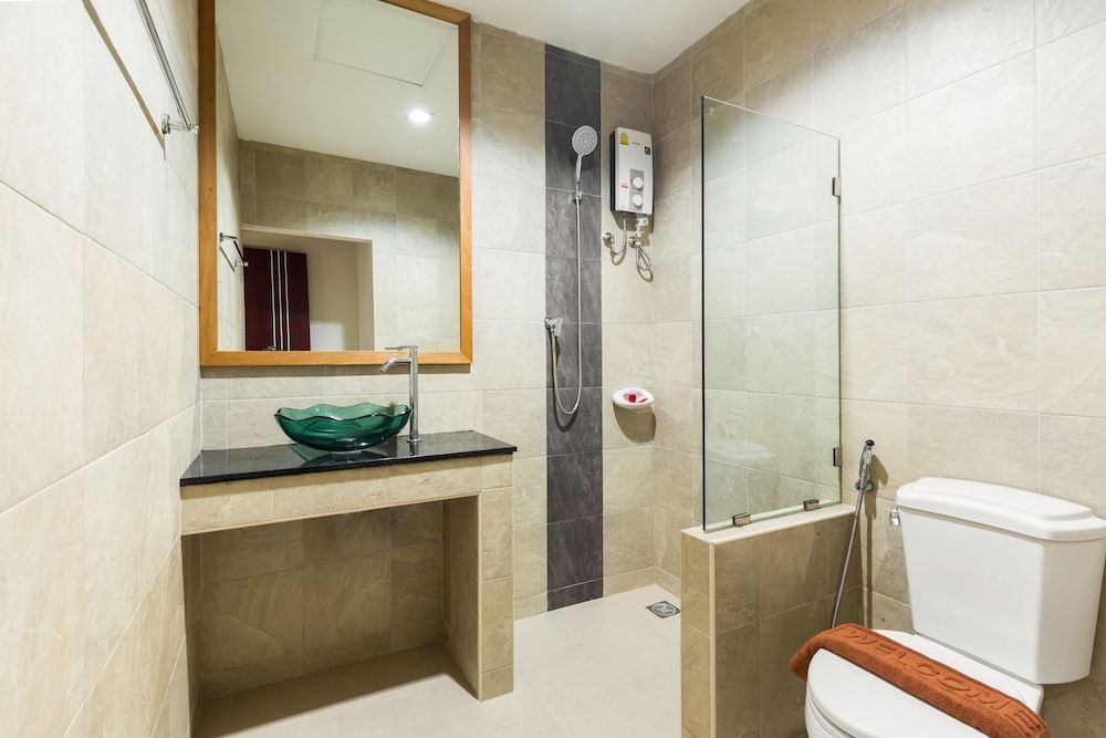 Tee Pak Dee Resident Phuket Deluxe Room 36