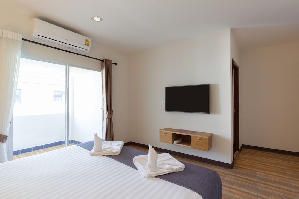 Tee Pak Dee Resident Phuket Deluxe Room 27