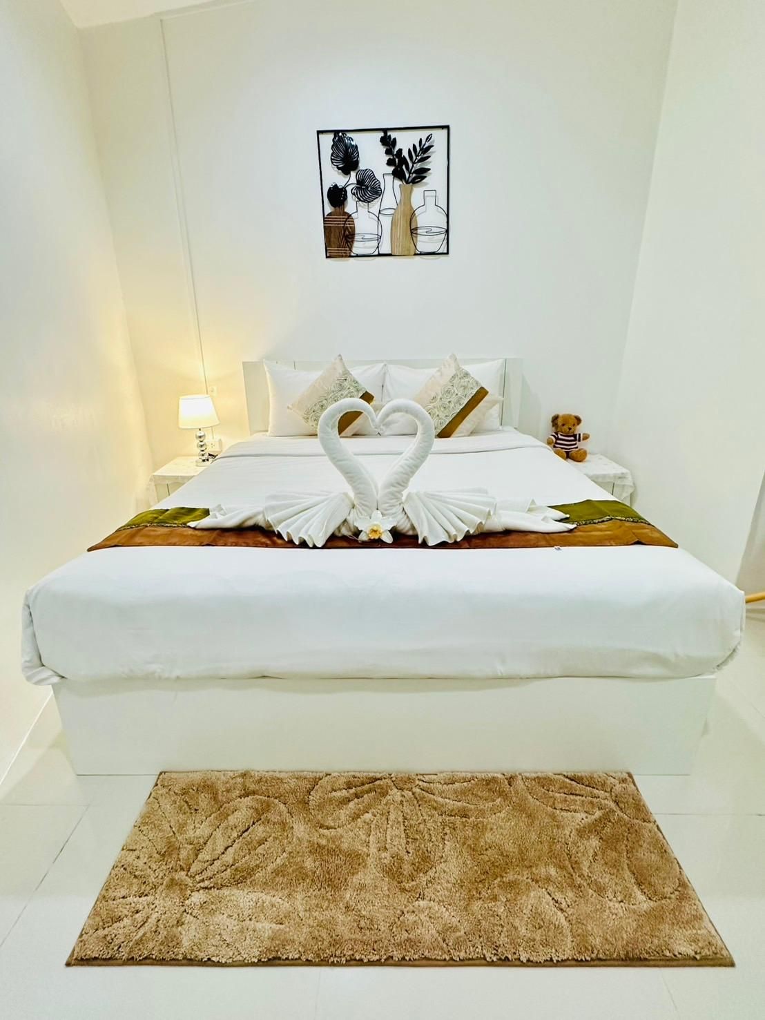 undefined J and N Mansion 2 3