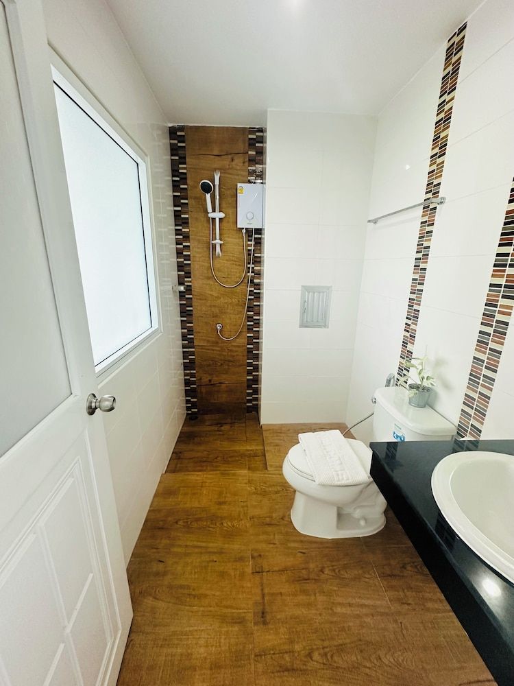 J and N Mansion 2 Superior Double Room, Balcony 13