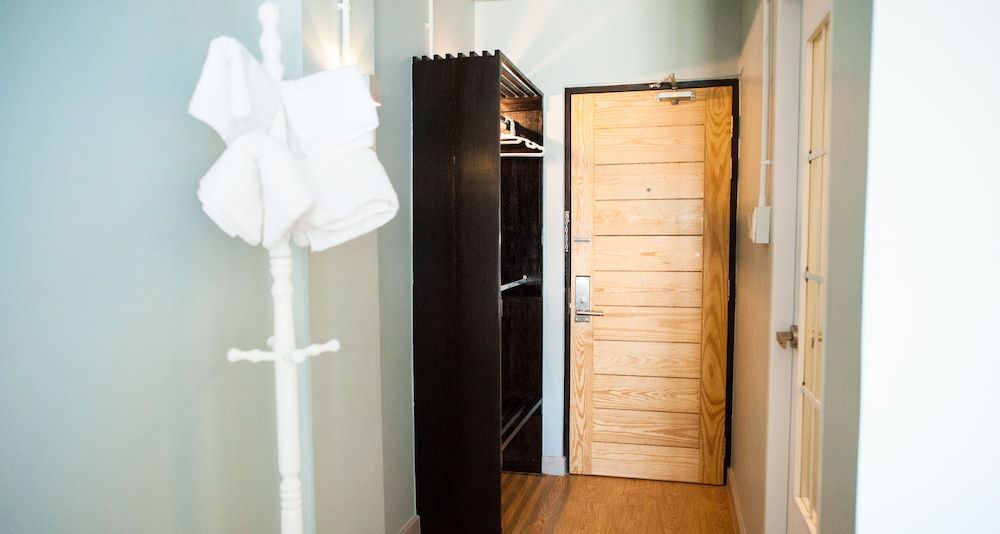 KENCOZY accommodation Superior Twin Bedroom 29