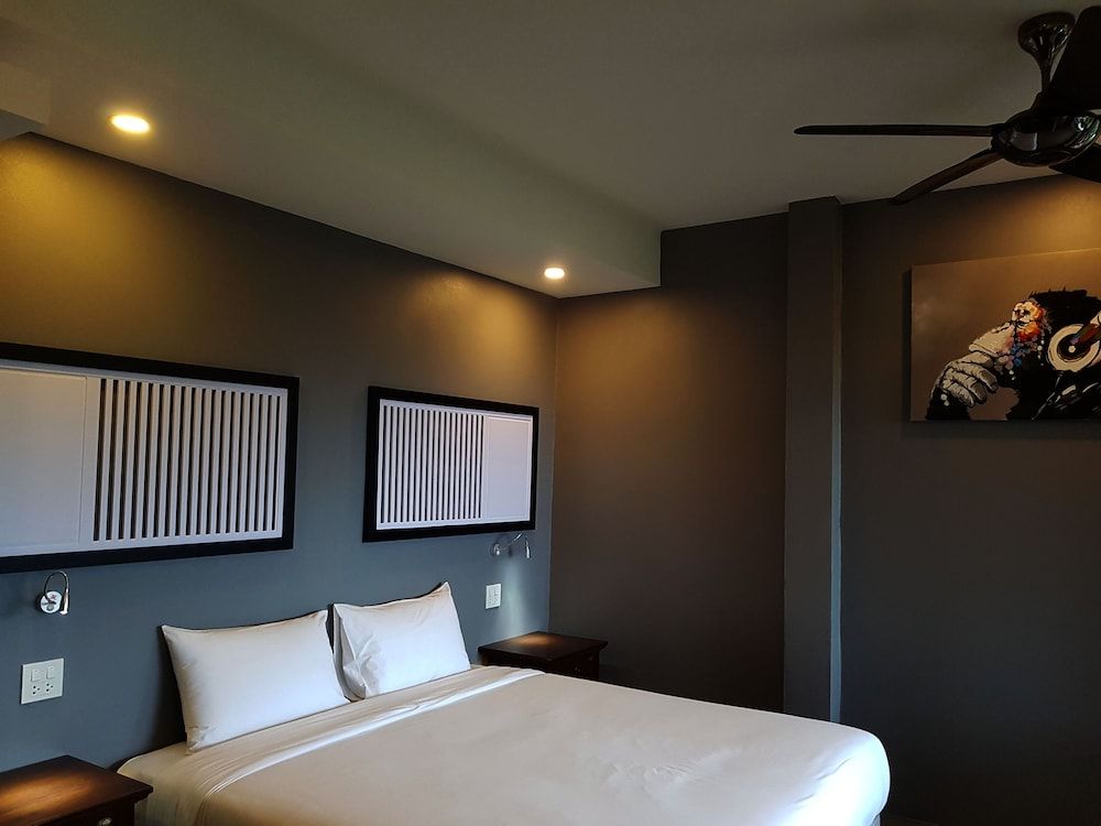 Deluxe Room, 1 Bedroom, Kitchenette, Sea View