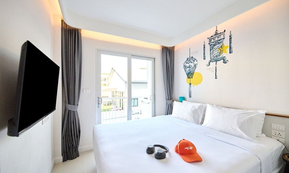 Lub d Phuket Patong The Compact King - Superior King Room 4