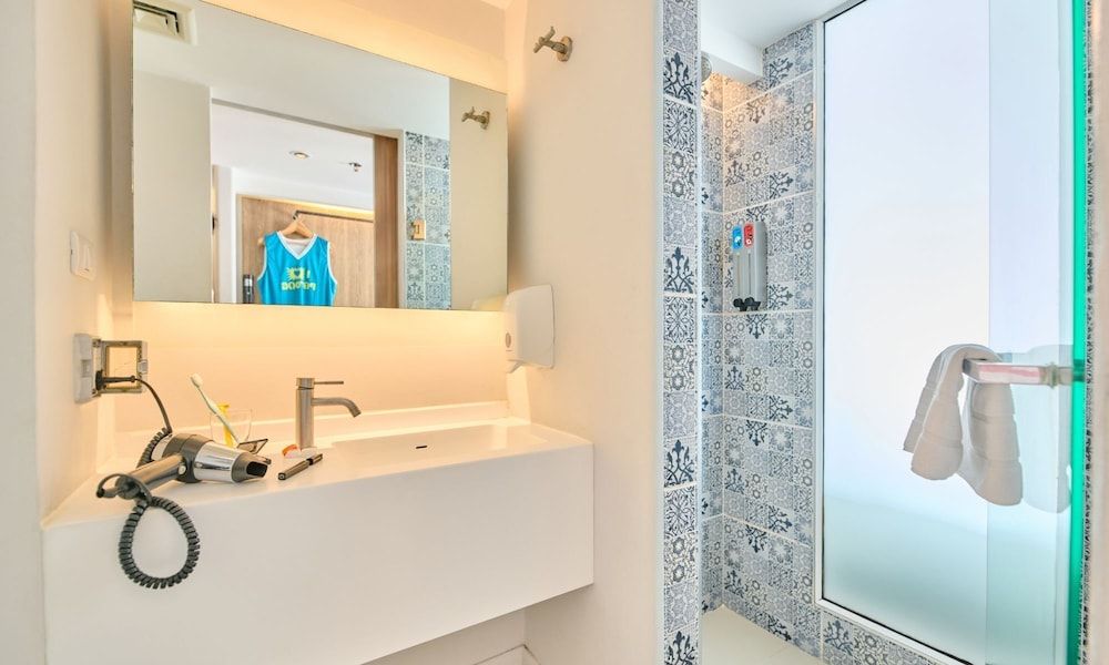 Lub d Phuket Patong Junior Double Room 10