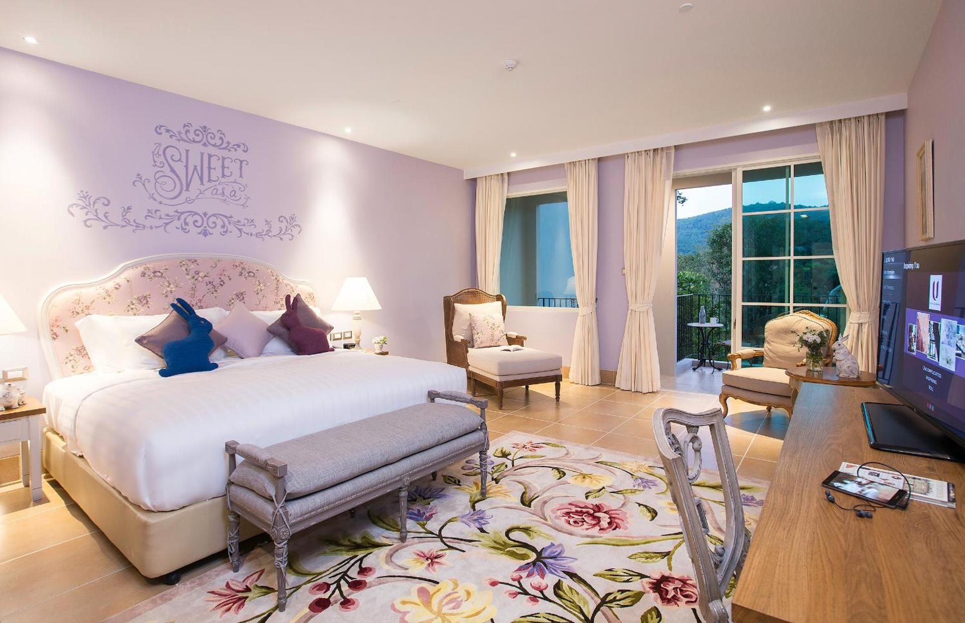 Deluxe Garden View Room