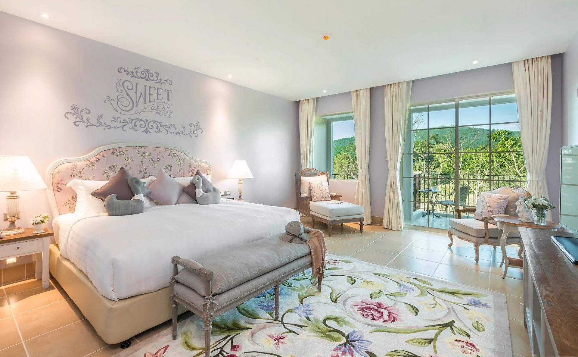 Deluxe Garden View Room