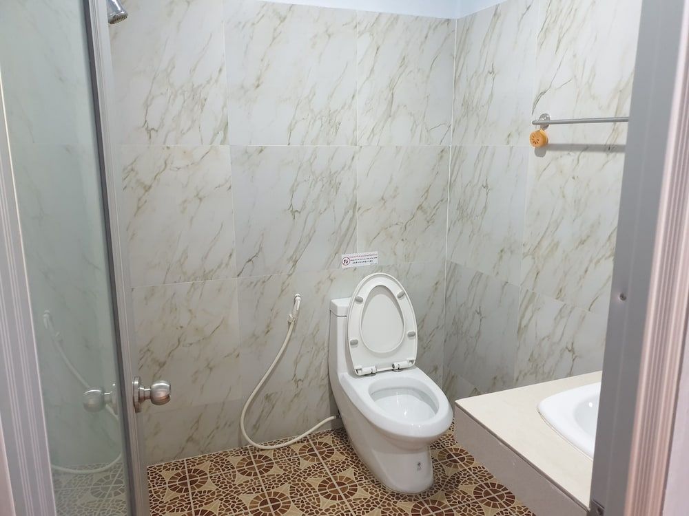 undefined Friend's House Resort 5