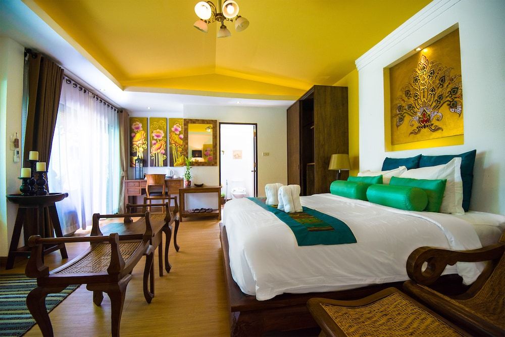 Garden View with King Bed