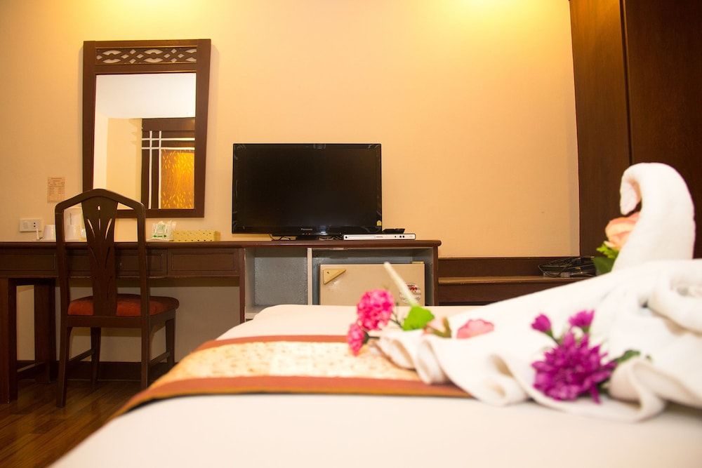 Friendlytel Hotel Deluxe Twin Room 2