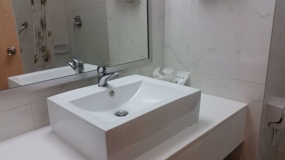 undefined Ariston Hotel 9