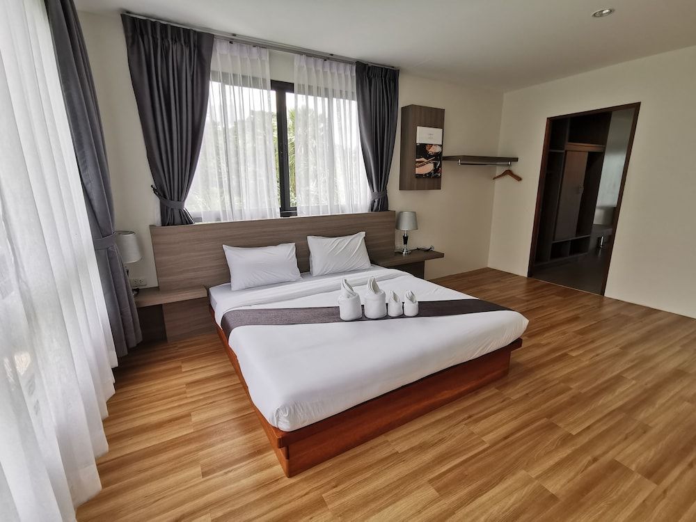 Nana Beach Hotel Superior Room, 2 Bedrooms 2