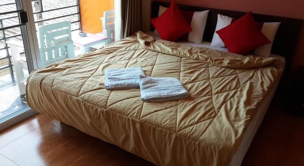 Kham Phai House Standard Double Room 2