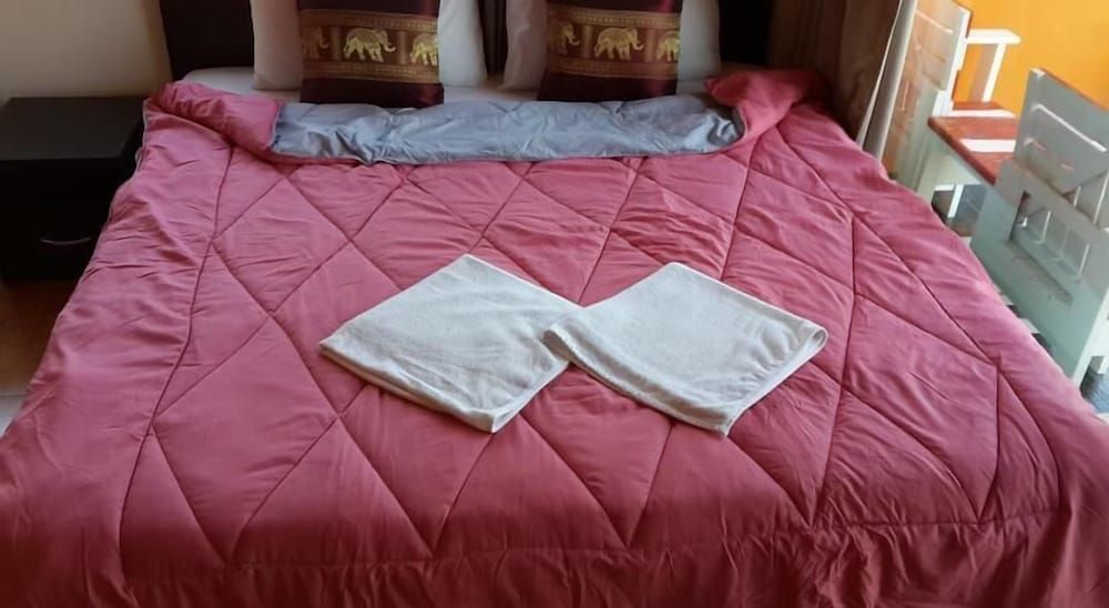 Kham Phai House Standard Triple Room 3