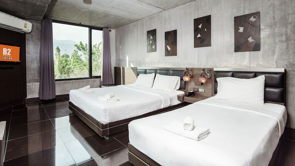 undefined B2 Black Business & Budget Hotel 5