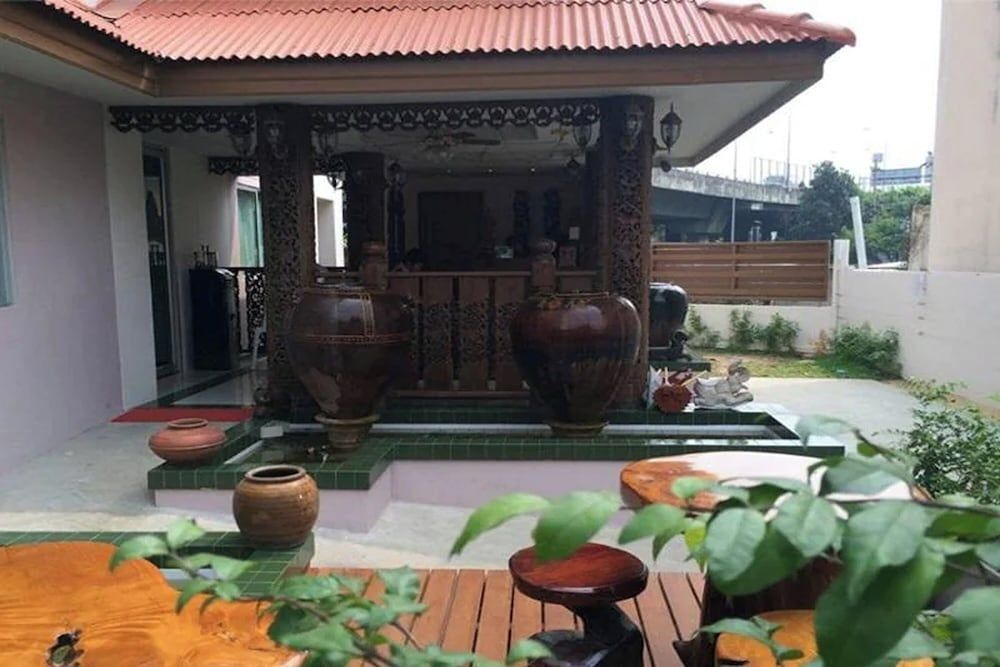 undefined Kim Hostel at Morleng 8