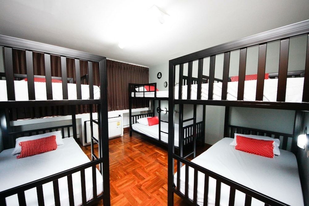 undefined Restdot Hostel 6