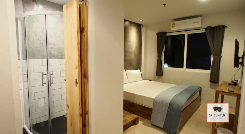 Sribumpen+ Deluxe Double Room 2