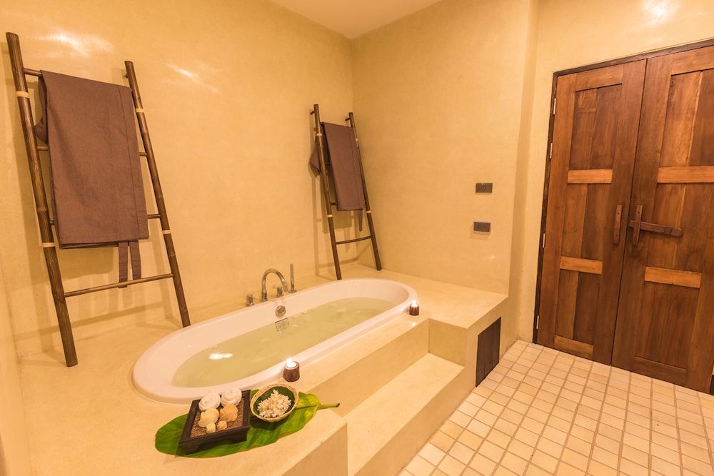 Azalea Village Wellness Resort Suite Cottage 4