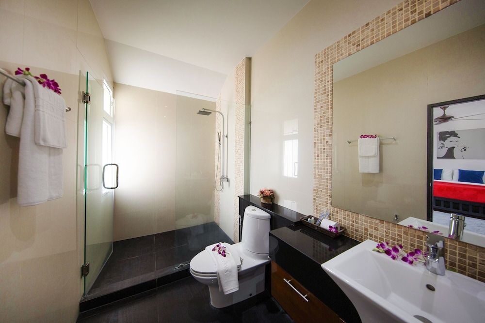 PARADISE Pool Villa Pattaya in Tropicana Village Family Villa, 6 Bedrooms, Private Pool, Pool View 24