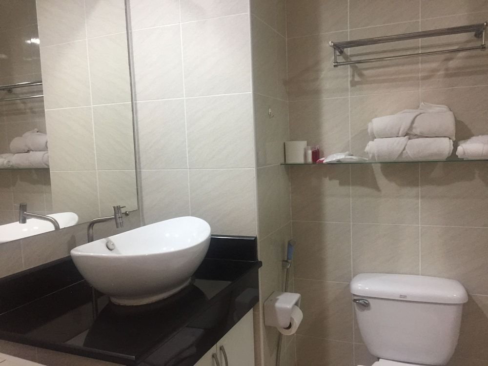 View Talay 6 Condominium by Honey Studio, Kitchenette 11