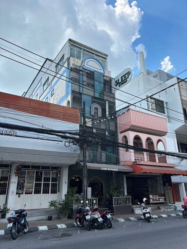 undefined Sleep at Phuket