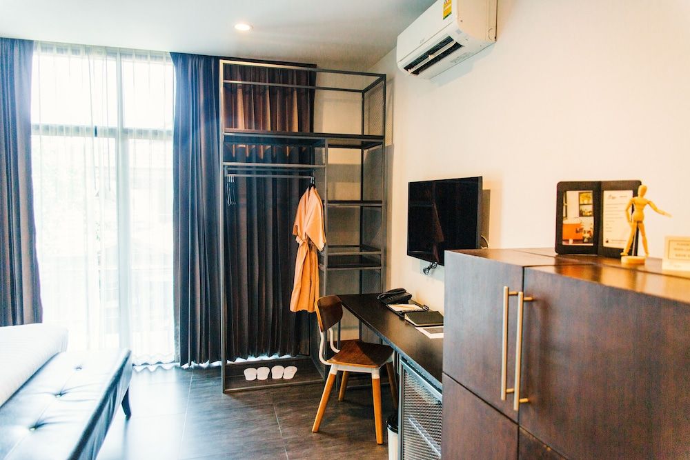 Wealth Boutique Hotel Deluxe Room 13