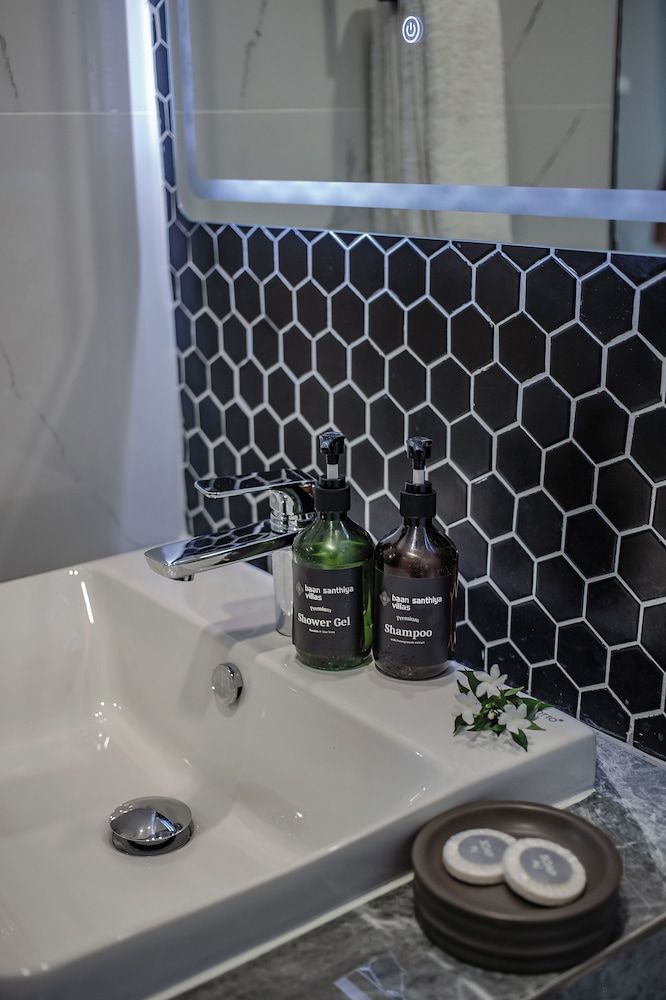 Baan Santhiya Private Pool Villas Villa 19