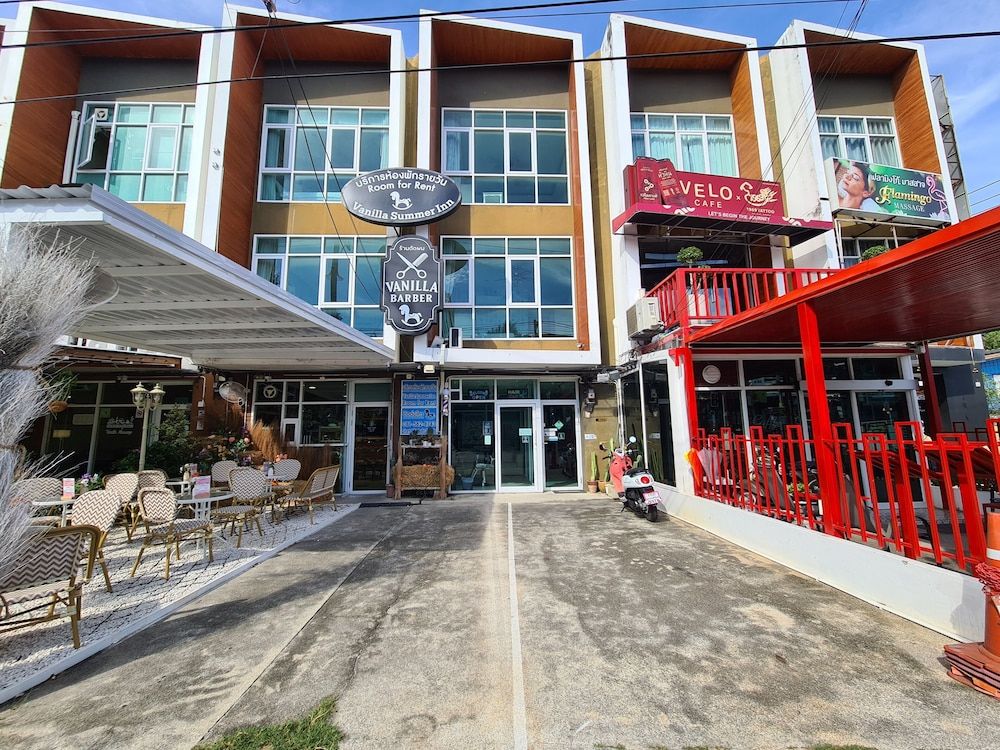 undefined Vanilla Summer Inn