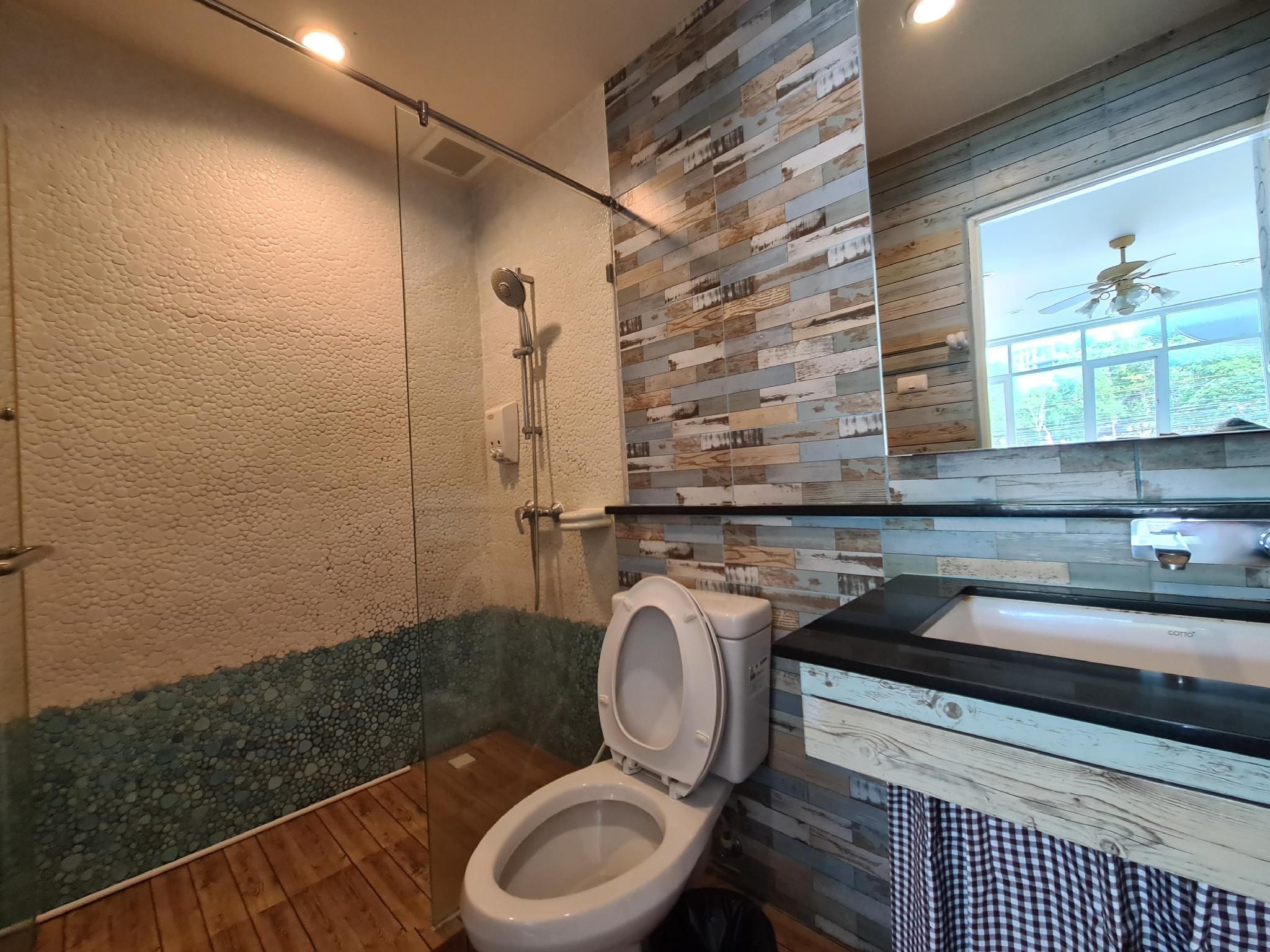 Family Room - 2 Queen Bed