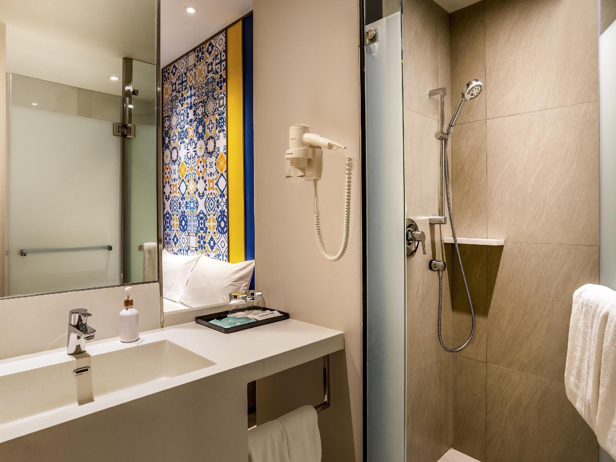 undefined ibis Styles Phuket City Hotel 9