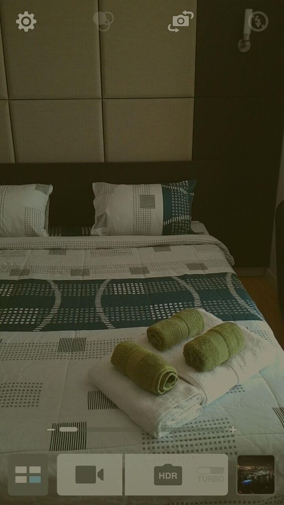 Baan Sathorn Riverfront Apartment, Pool View