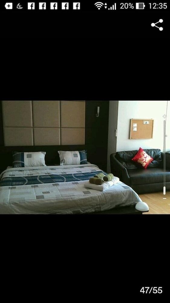 Baan Sathorn Riverfront Apartment, Pool View 2