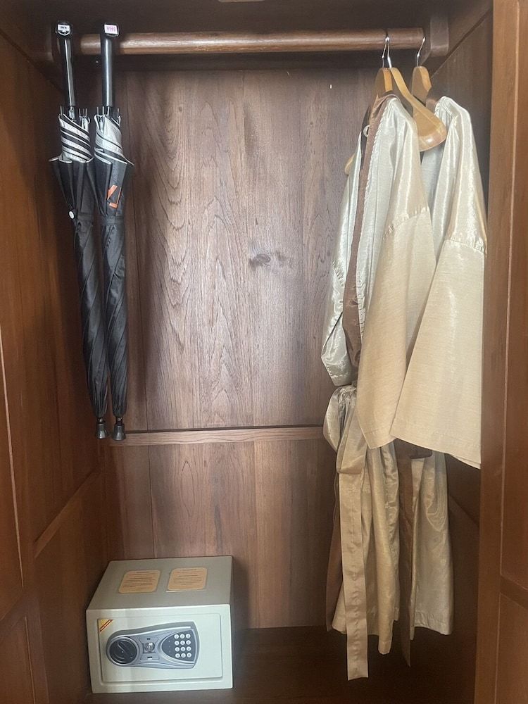 Yotaka Boutique Hotel Bangkok Standard Double Room, 1 Bedroom 19