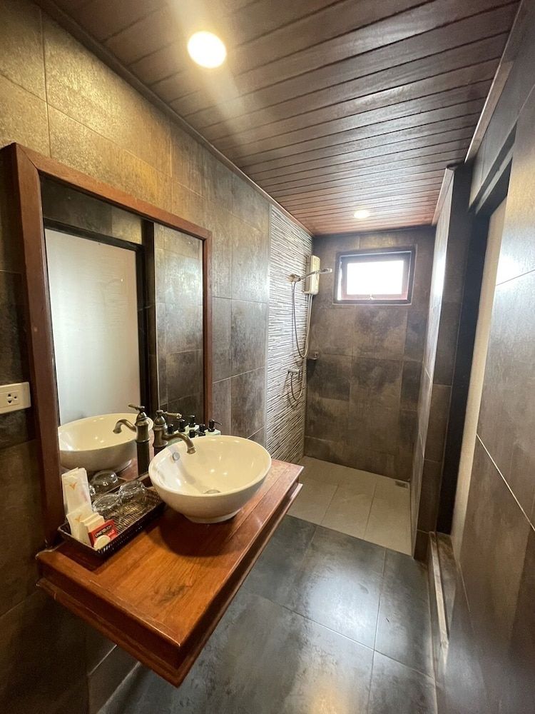 Yotaka Boutique Hotel Bangkok Standard Double Room, 1 Bedroom 16