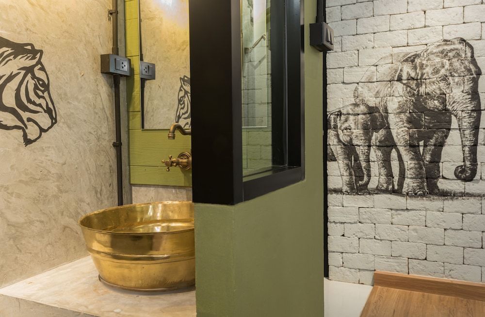 Sea Crest By Jomtien Premier Deluxe City View 19