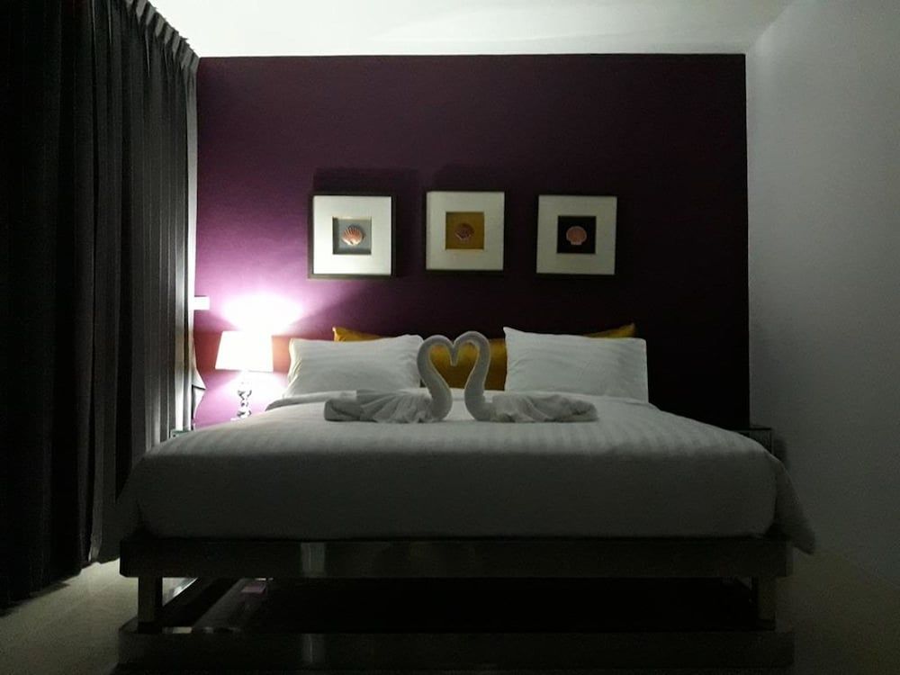 undefined The Stand By Phuket Airport 10