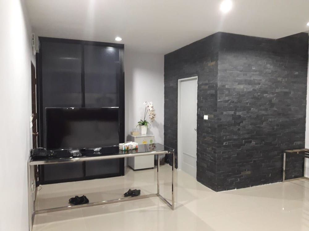 The Stand By Phuket Airport Family Room with Balcony 4